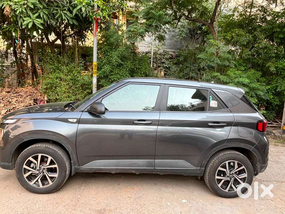 Hyundai Venue Petrol 2026