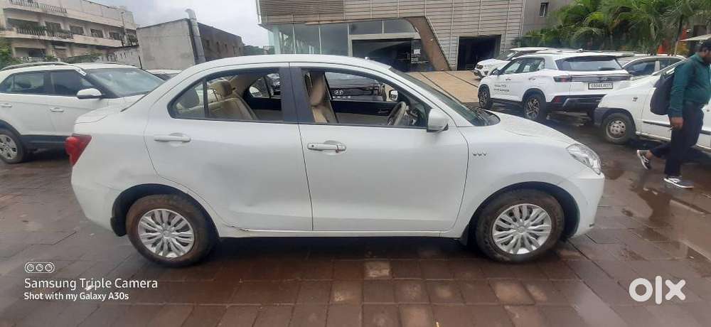 Maruti Suzuki Swift Dzire Vxi(o) Mt, 2018, Petrol