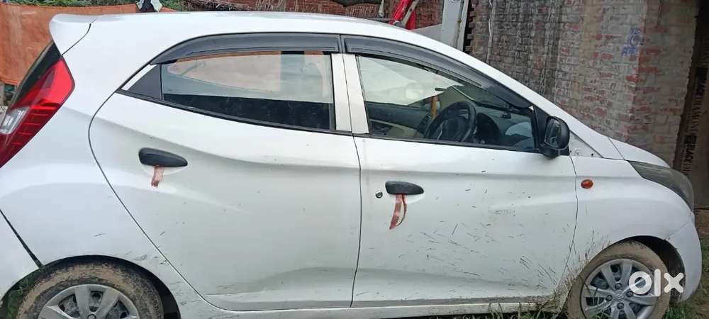 Hyundai Eon Magna+ 2013 Petrol