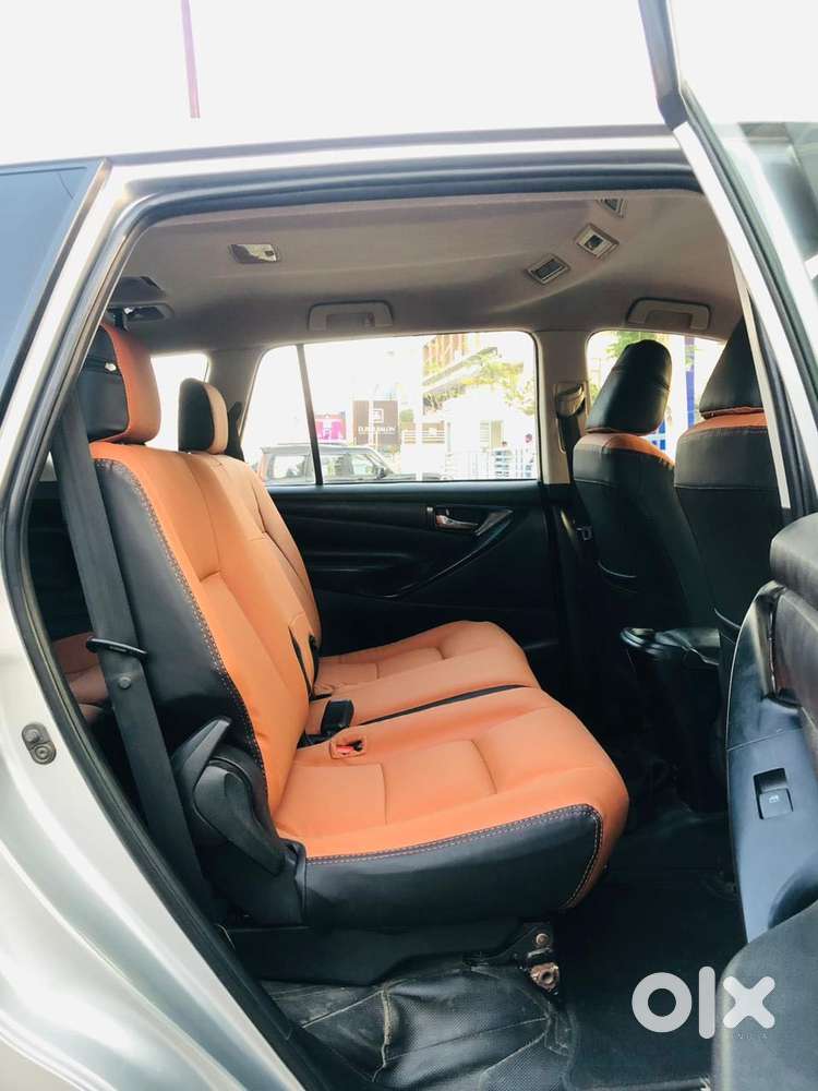 Toyota Innova Crysta 2.4 G Mt 8s, 2016, Diesel