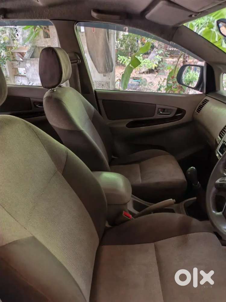 Toyota Innova 2014 Diesel 125000 Km Driven