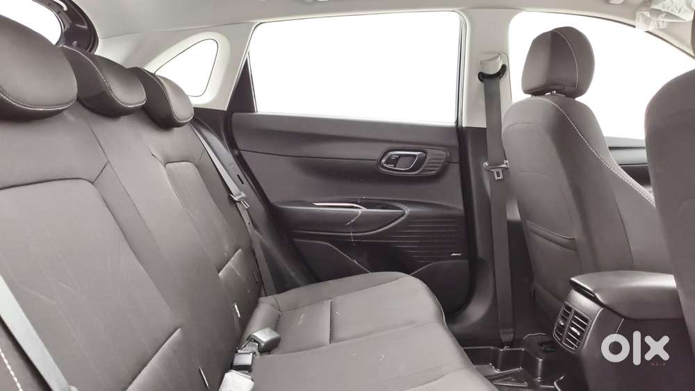 Hyundai New I20 1.2 Asta (o) Mt, 2023, Petrol
