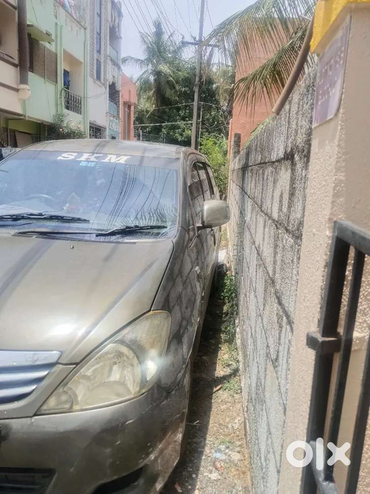 Toyota Innova 2011 Diesel 7 Str