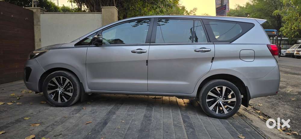 Toyota Innova Crysta [2020-ongoing] 2.7 Zx At 7 Str, 2022, Petrol