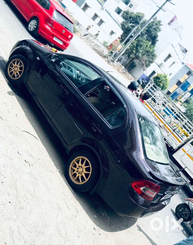 Ford Fiesta 2010 Km Driven