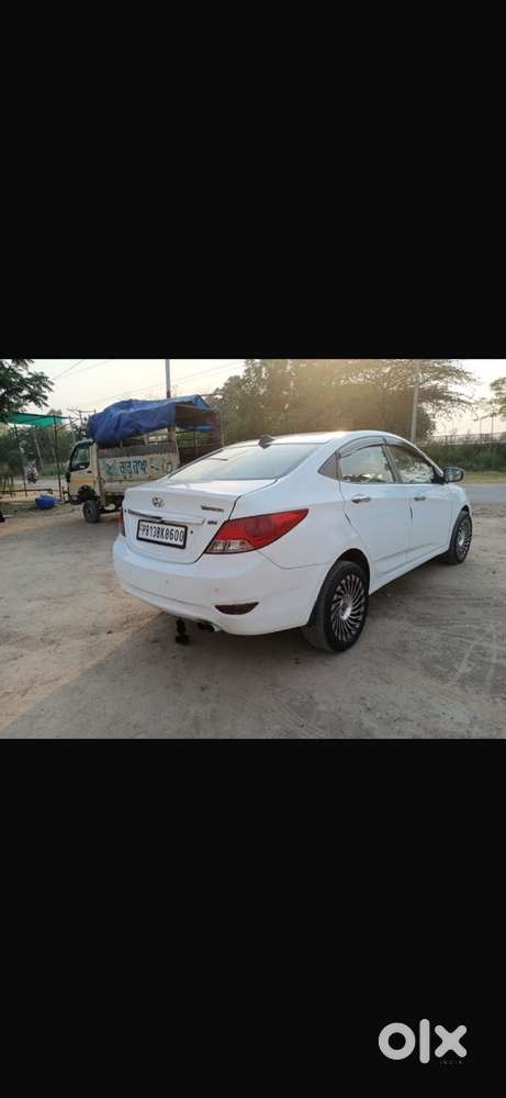 2013 Hyundai Verna Diesel Manual