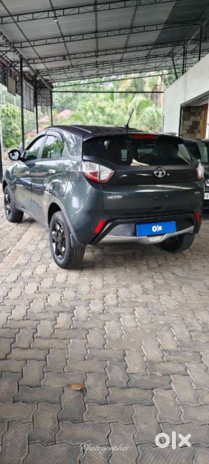 Tata Nexon 1.2 Revotron Xma Amt (s), 2018, Petrol