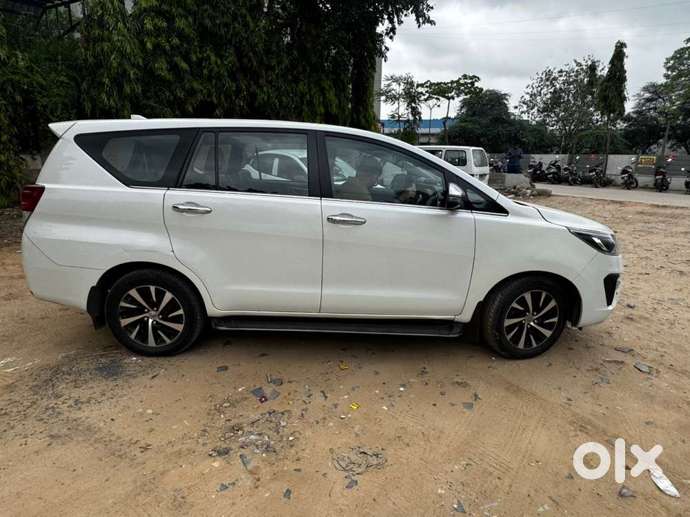 Toyota Innova Crysta Diesel Well Maintained