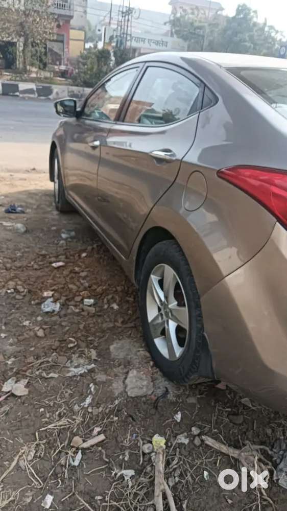2014 Hyundai Elantra Fluidic Sx At
