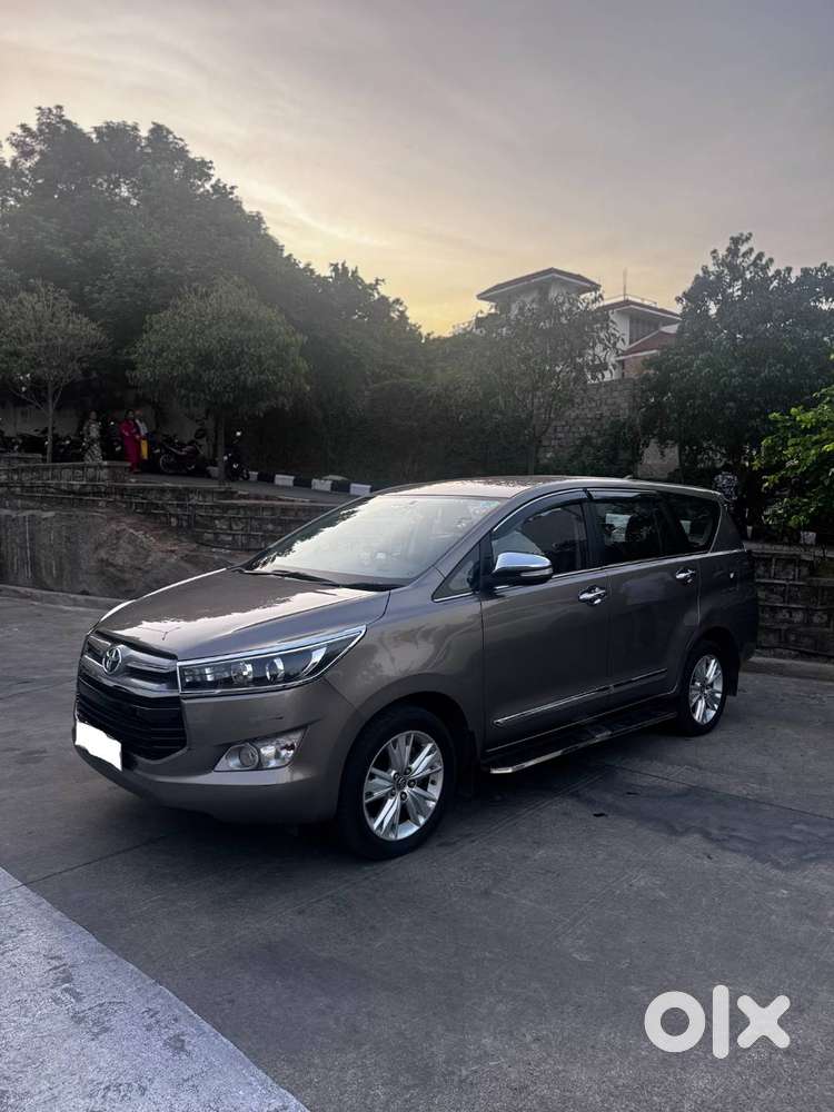 Toyota Innova Crysta 2.4zx 2017 - Only 55,000 Kms  Bronze  Excellent