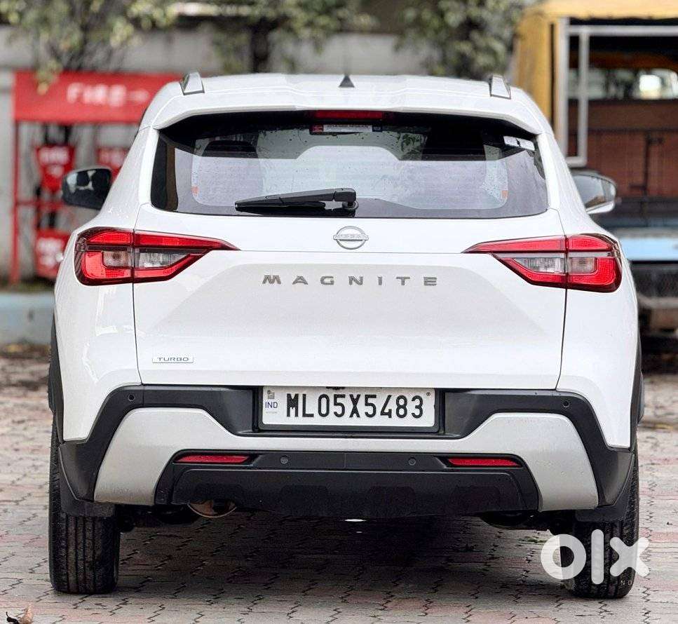 Nissan Magnite 1.0 Xv Premium Turbo (o), 2022