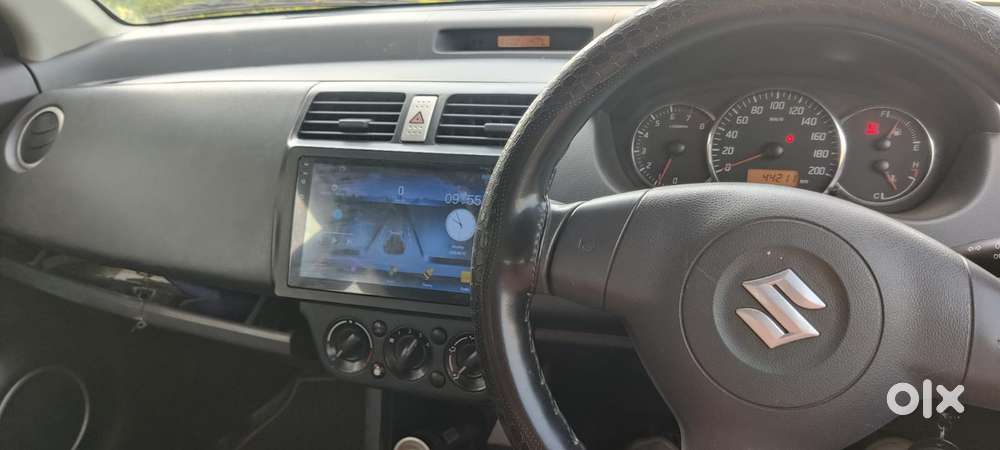 Maruti Suzuki Swift Dzire Vxi Optional, 2011, Petrol