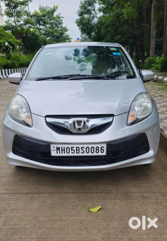 Honda Brio 2013 Petrol Well Maintained