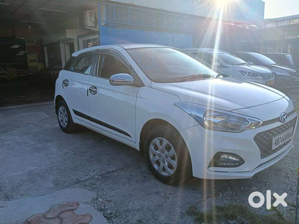Hyundai I20 Sportz 1.2 Vtvt, 2018, Petrol