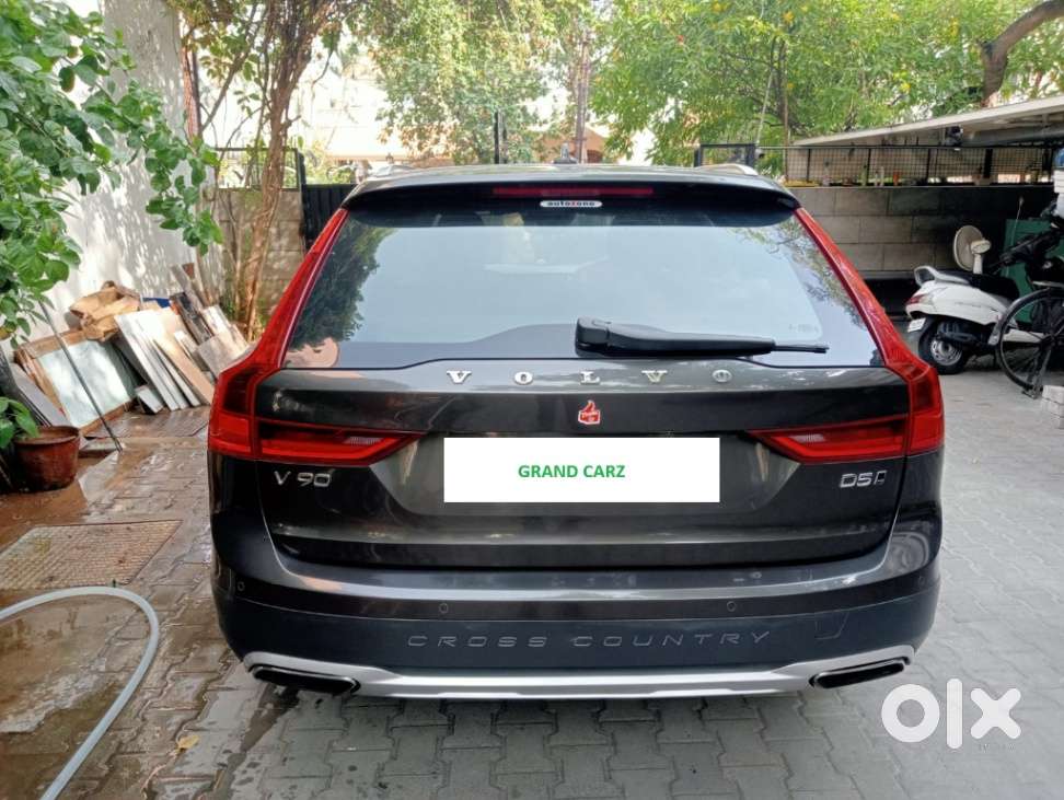 Volvo V90 Cross Country D5 Inscription, 2018, Diesel