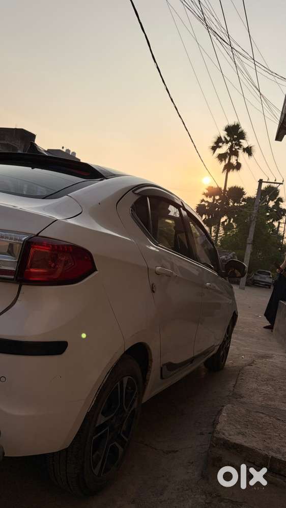 2018 Tata Tigor Petrol Manual