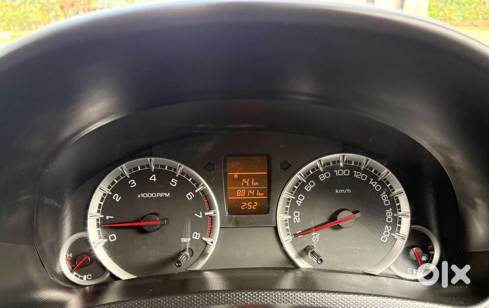 Maruti Suzuki Swift Vxi Optional, 2017, Petrol