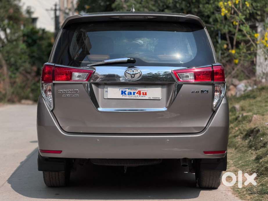 Toyota Innova Crysta 2.8z Automatic, 2016, Diesel