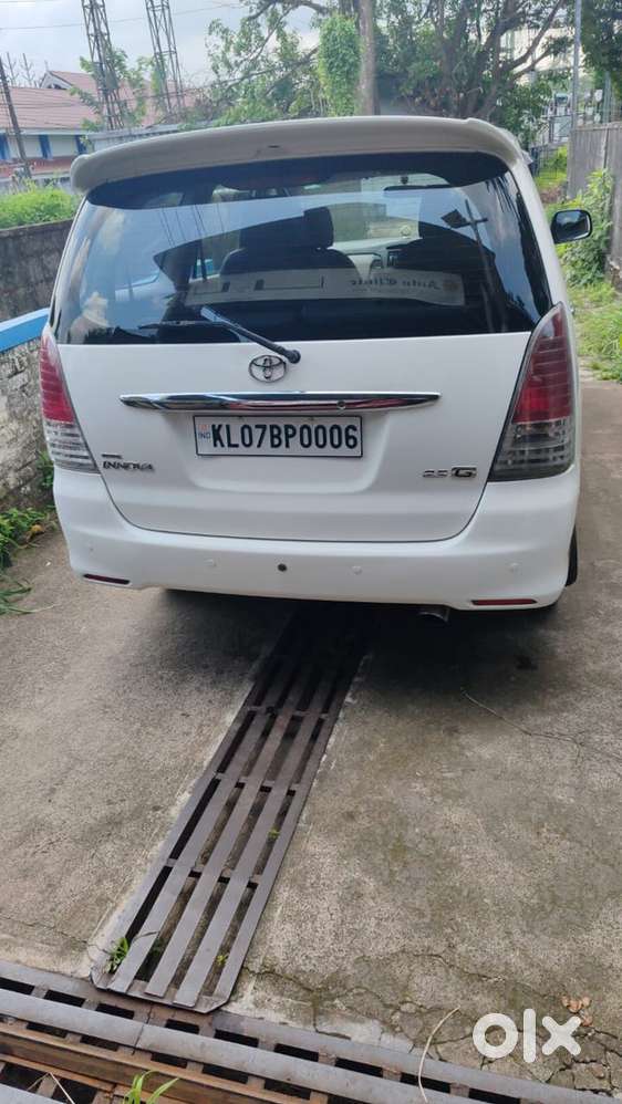 Toyota Innova Diesel 2010 Year