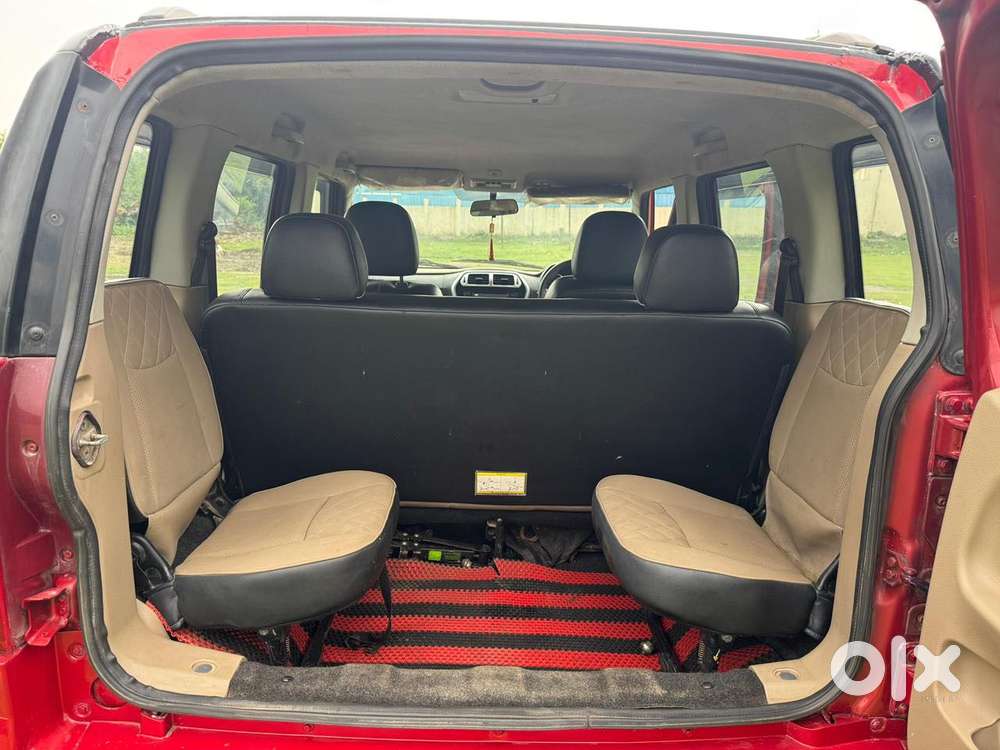 Mahindra Tuv 300 T10, 2018, Diesel