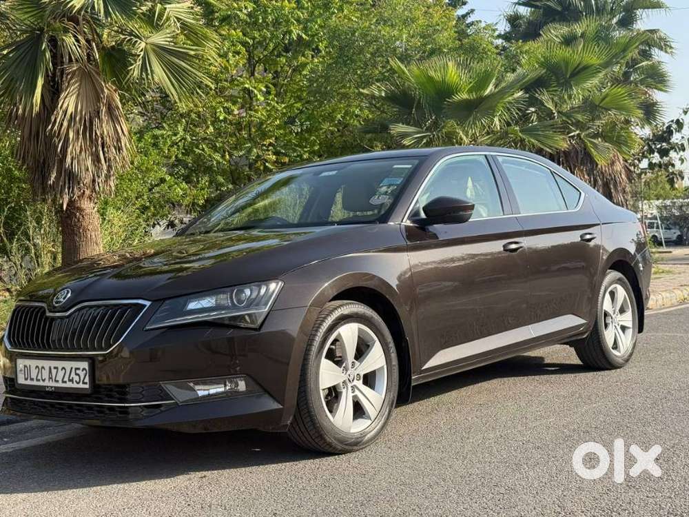 Skoda Superb Style 1.8 Tsi At, 2018, Petrol