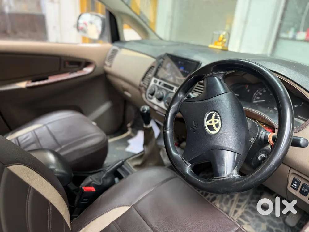 Toyota Innova Diesel 2015