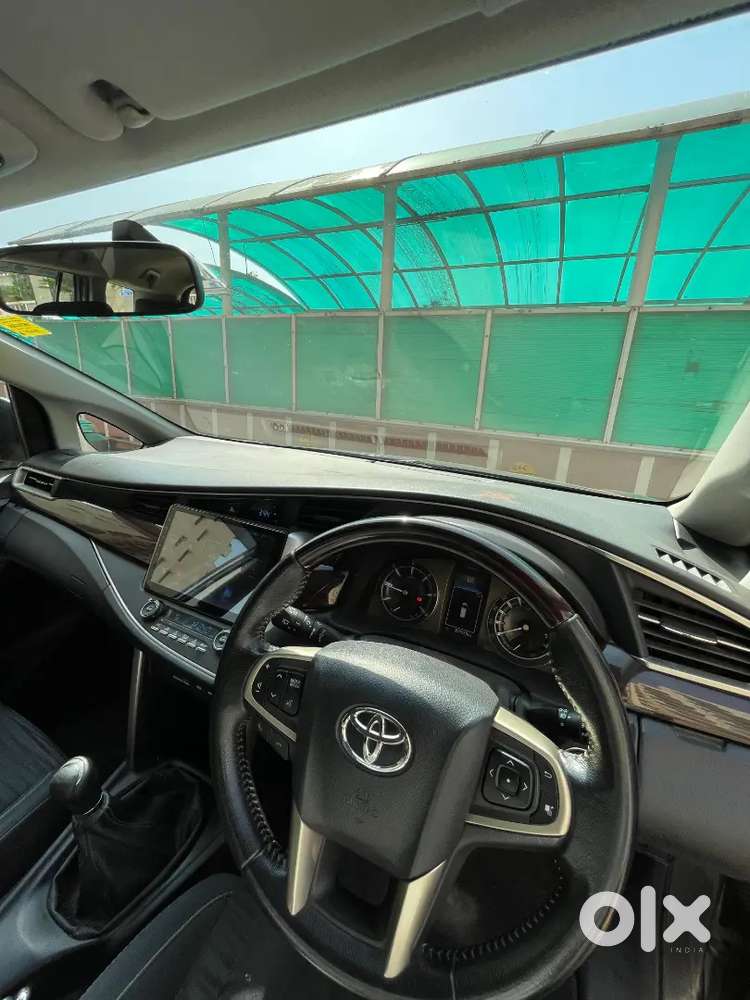 Toyota Innova Crysta 2017