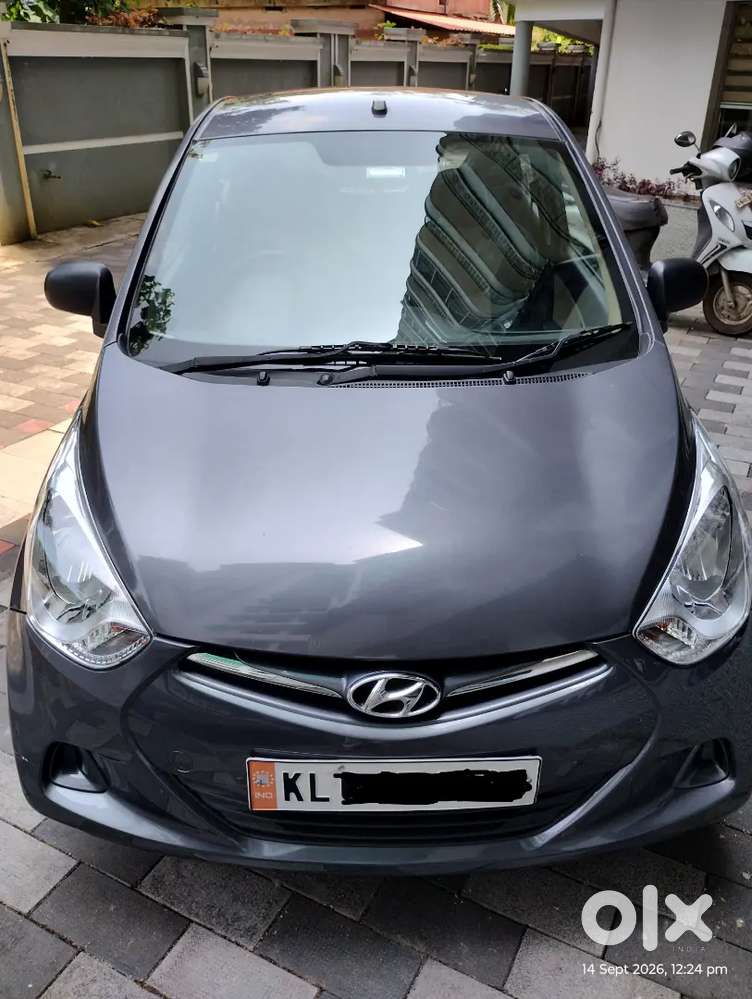 Hyundai Eon Era+2016 New Tyres Accident Free Company Service 53000 Km