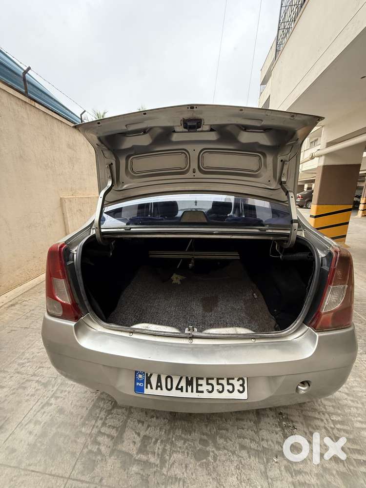 Mahindra Renault Logan Edge 1.4 Glx, 2007, Petrol
