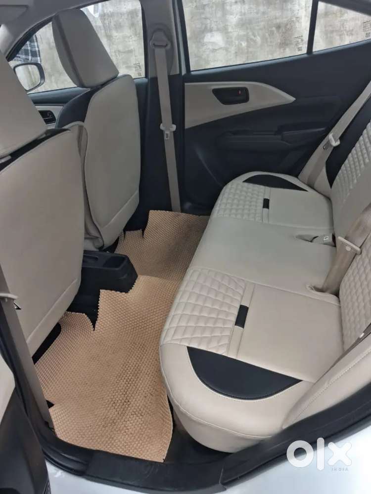 Maruti Suzuki Swift 2026 Manual Petrol Gadi Fainece Me Hain