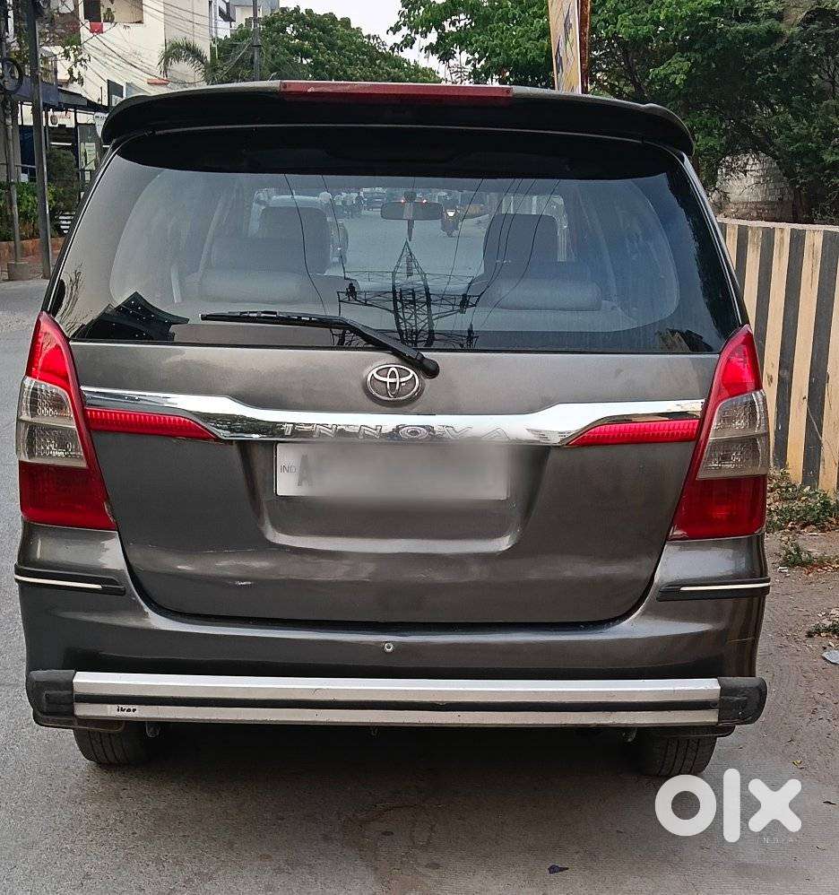 Toyota Innova 2009-2011 2.5 Gx 8 Str, 2012, Diesel