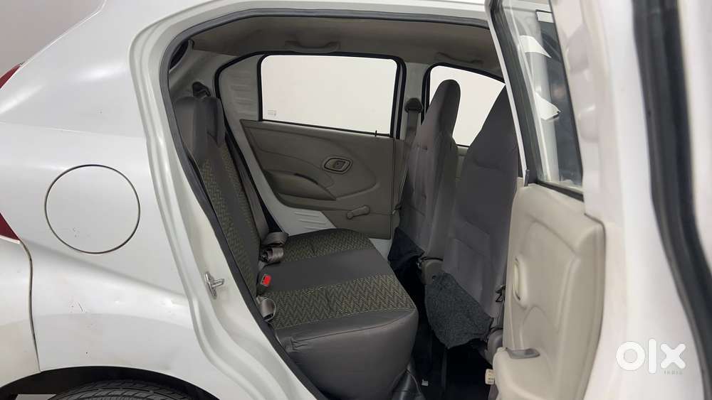 Datsun Redigo T Option, 2016, Petrol