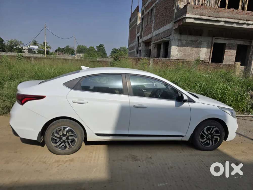 Hyundai Verna Diesel 2020variant Registration Valid Till 2035