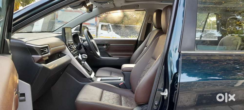 Toyota Innova Hycross 2.0 Zx (o) Hybrid 7 Str, 2024, Petrol