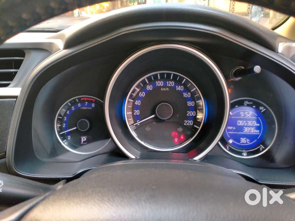 Honda Jazz V Cvt, 2015, Petrol