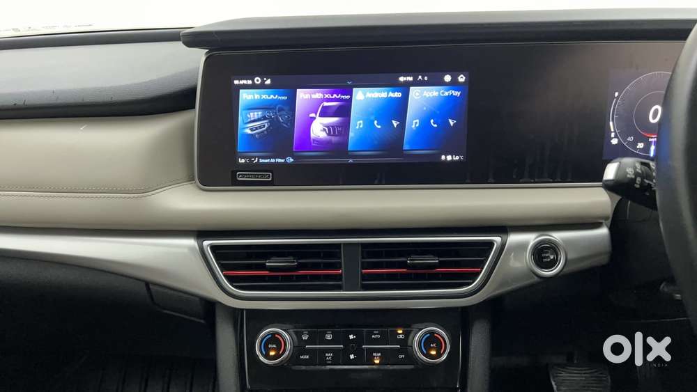 Mahindra Xuv700 2.0 Ax 7 Petrol At Str, 2023, Petrol