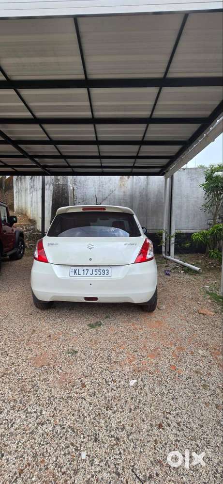 Maruti Suzuki Swift 2012