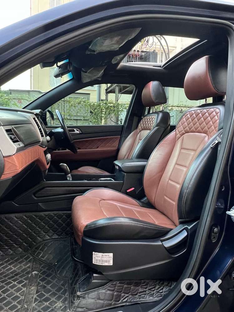 Mahindra Alturas G4 4x2 At, 2022, Diesel