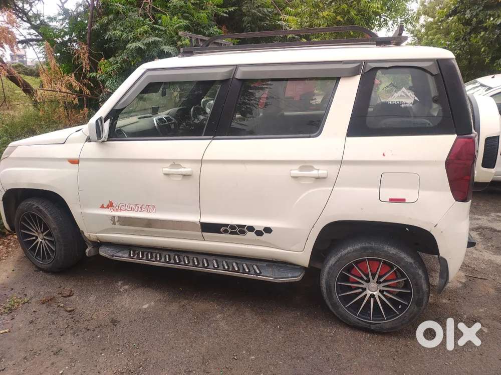 Mahindra Tuv 300 2016