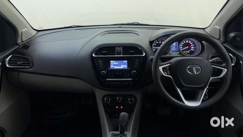 Tata Tiago Xza, 2017, Petrol