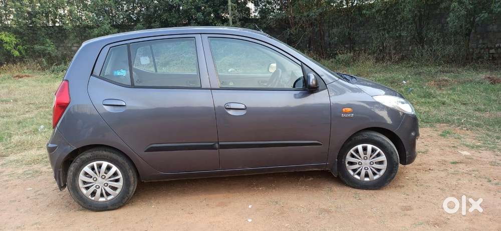 Hyundai I10 Sportz, 2014, Petrol