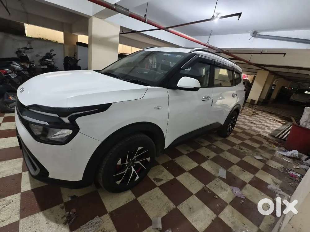 Kia Carens Petrol Manual 2023