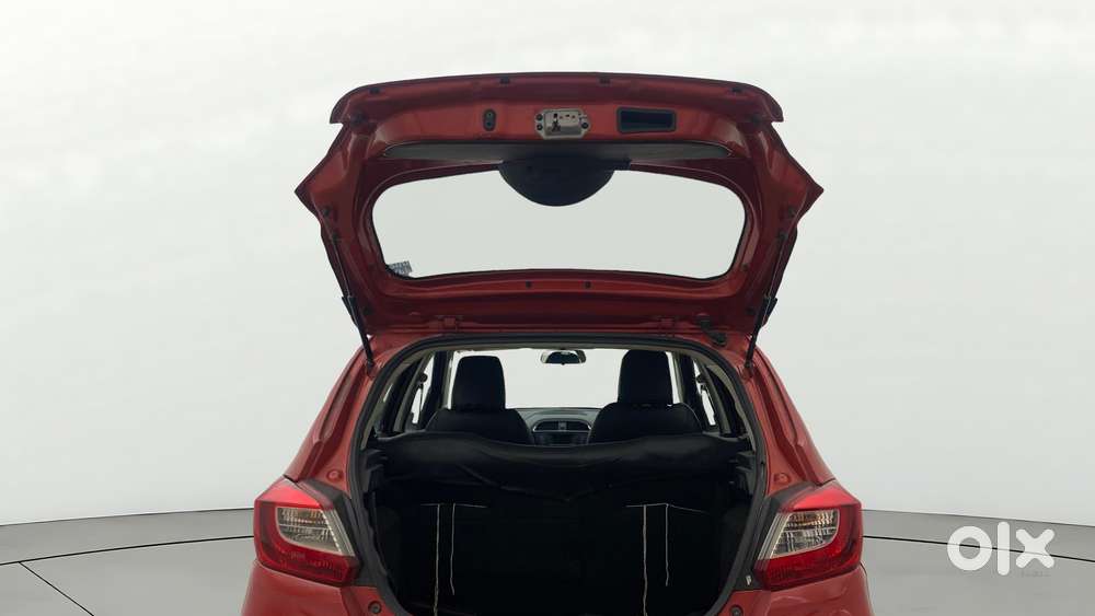 Tata Tiago 1.2 Revotron Xza, 2018, Petrol