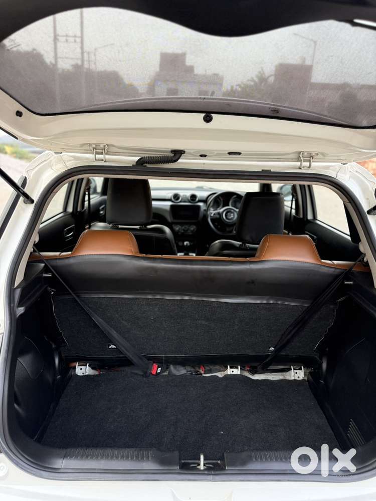 Maruti Suzuki Swift Vxi Optional, 2023, Petrol