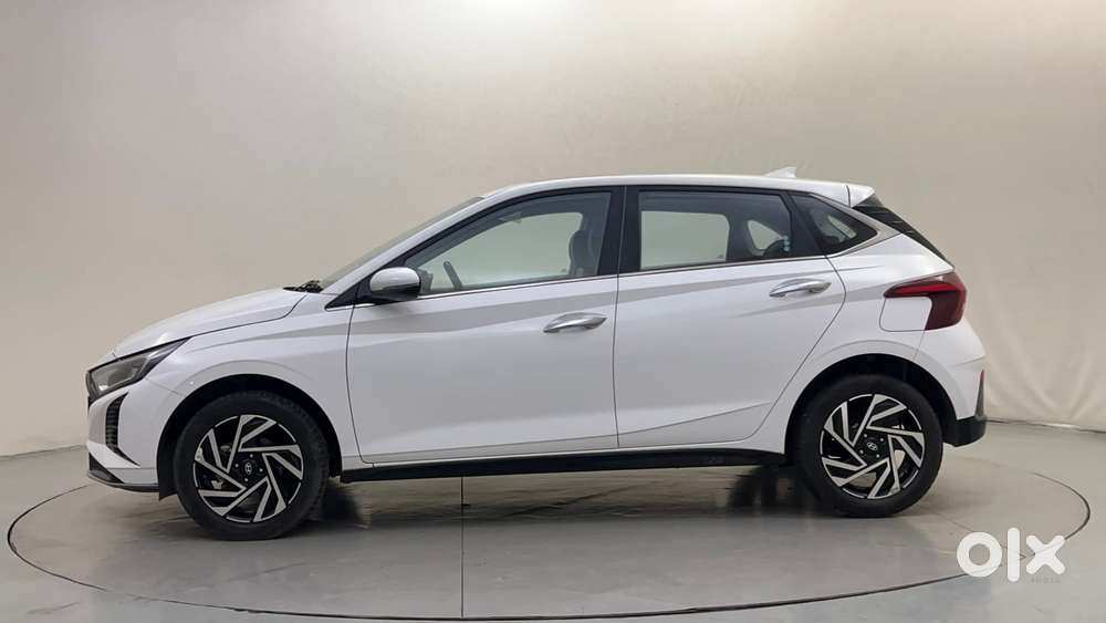 Hyundai New I20 1.2 Asta (o) Ivt, 2025, Petrol