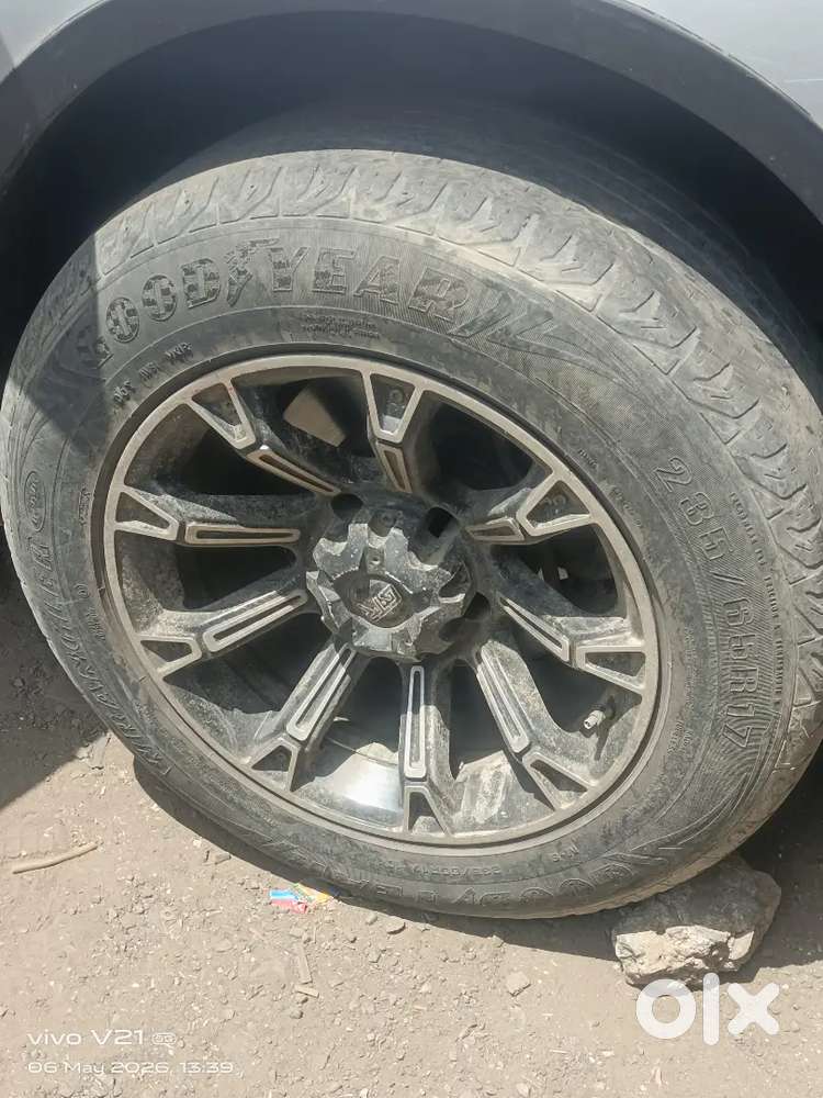 Mahindra Xuv500 2012 Diesel 97000 Km Driven