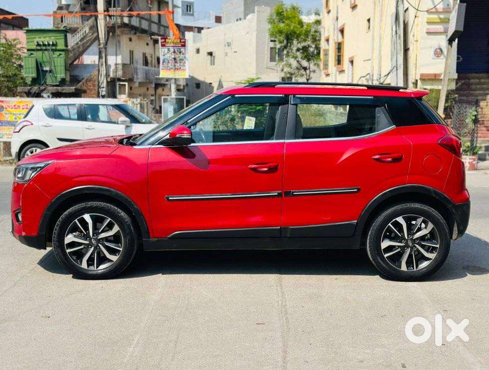 Mahindra Xuv300 W8 Option Dual Tone Diesel, 2020, Diesel