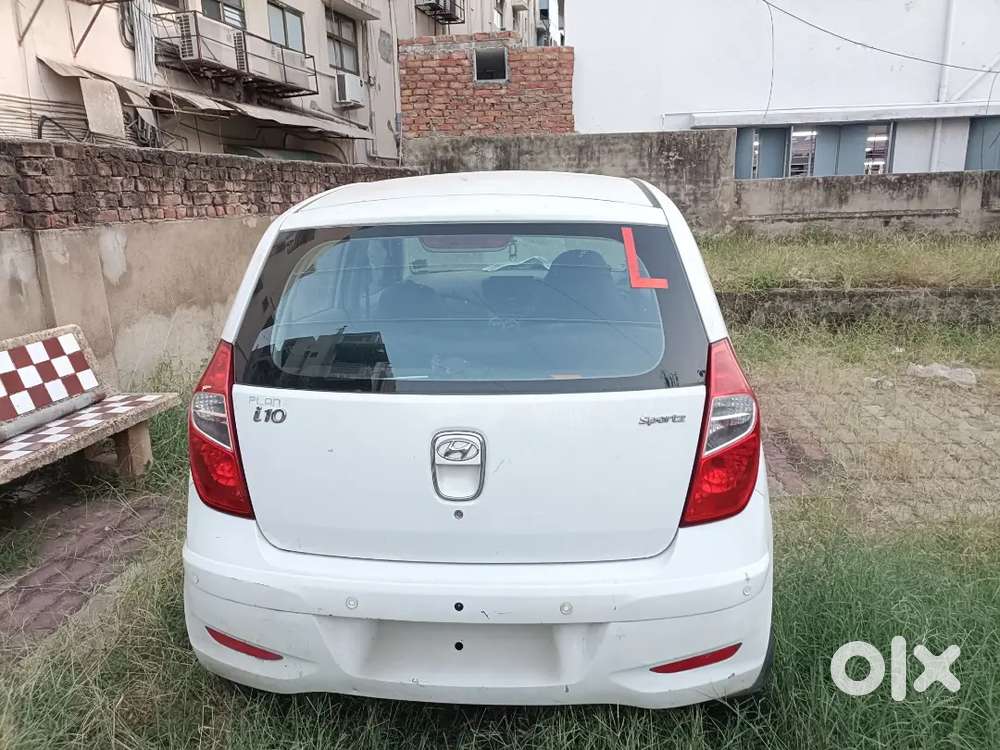 Hyundai I10 Sportz 2015