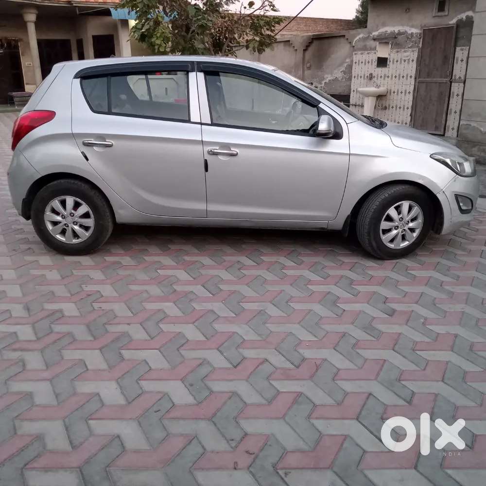 Hyundai I20 Sportz 2012