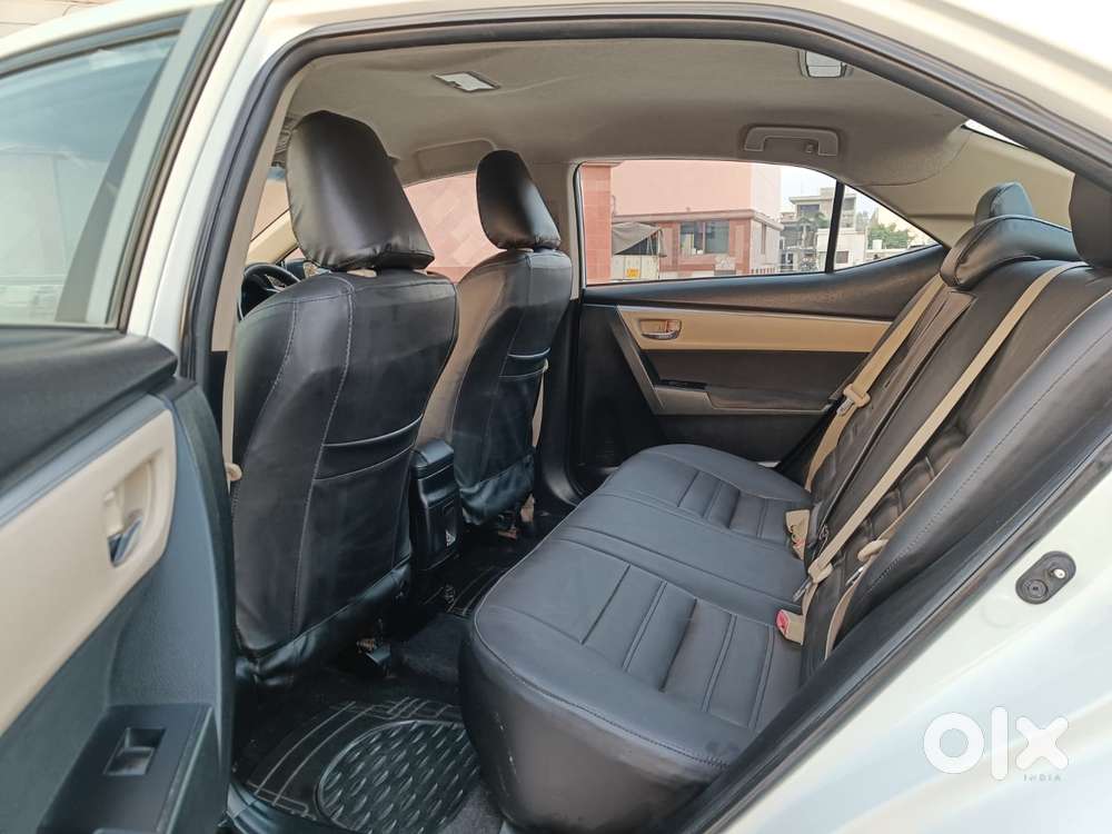 Toyota Corolla Altis G At, 2014, Petrol